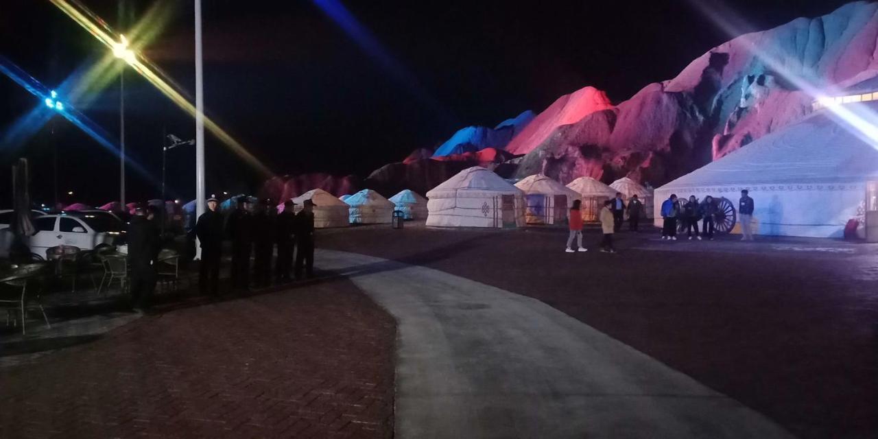 Kaoshan Tent Trương Dịch Ngoại thất bức ảnh